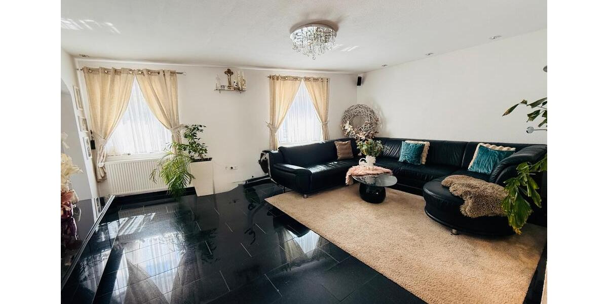 Doppelhaushälfte Aachen Eilendorf - 3.5 Zimmer, 156 m&sup2;, 450.000&euro; | Angebot:26051000