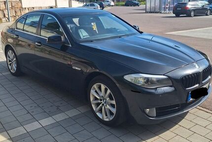 BMW 520 227.000 km 8.999 &euro; Leutershausen 91578