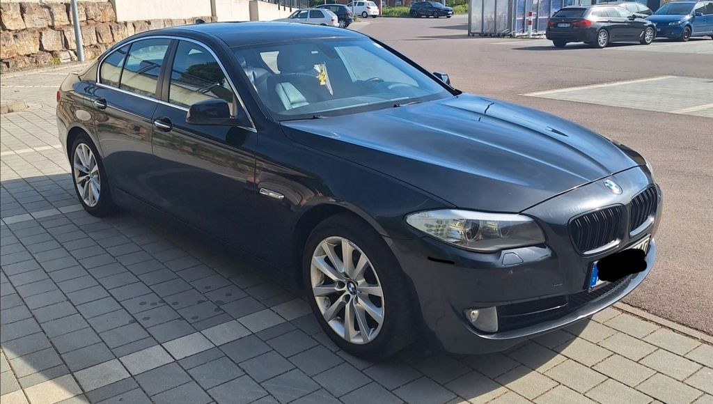 BMW 520 227.000 km 8.999 &euro; Leutershausen 91578