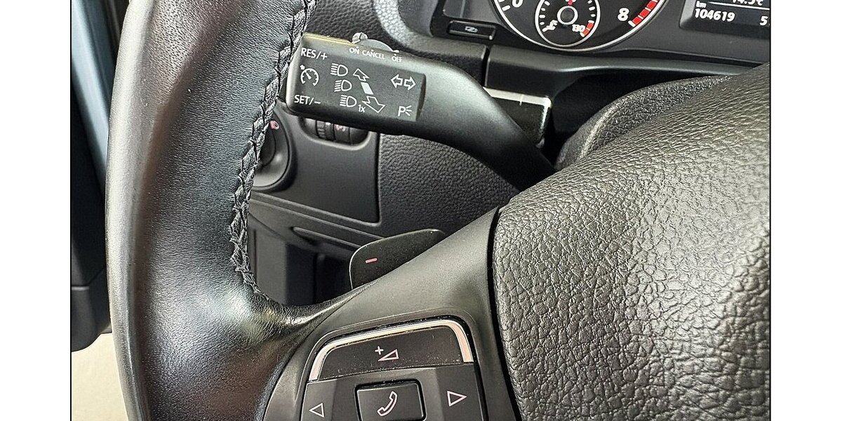 VW Eos Cabrio Aut. Bi-Xen Leder Kamera Navi Tempo 104.000 km 12.999 &euro; Stade 21682