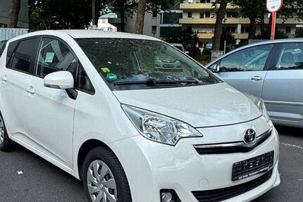 Toyota Verso-S 194.000 km 5.950 &euro; Eschborn 65760