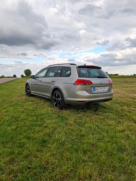 VW Golf 235.412 km 8.799 € Unterschneidheim 73485