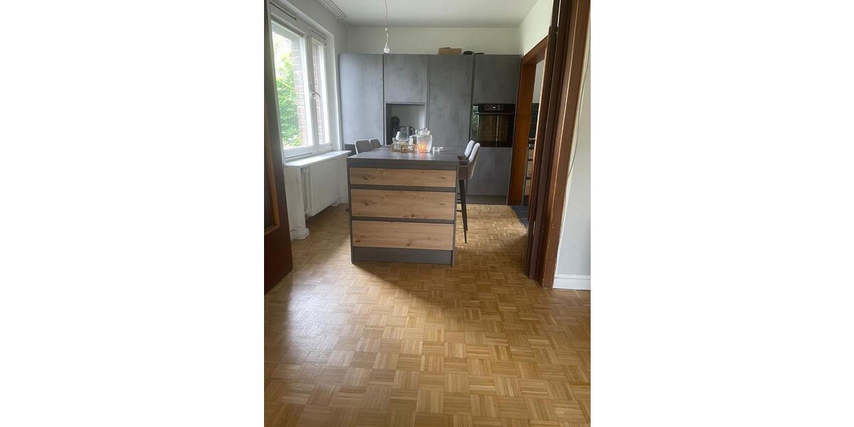 Freistehendes Einfamilienhaus am Stadtwald 6 zimmer