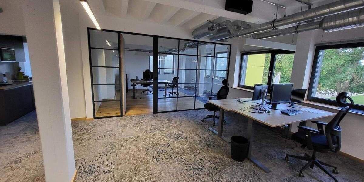 Vielfältig nutzbares BürogebäudePraxisgebäude zimmer