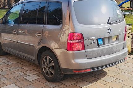 VW Touran 249.821 km 3.700 &euro; Kronach 96317