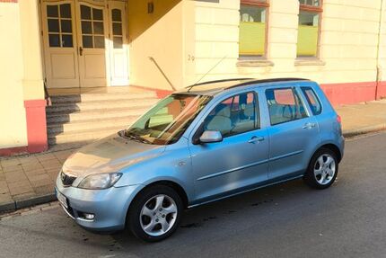 Mazda 2 157.000 km 999 &euro; Albersdorf 25767