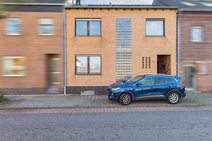 Haus Düren Mariaweiler-Hoven - 4 Zimmer, 135 m&sup2;, 249.500&euro; | Angebot:24974553