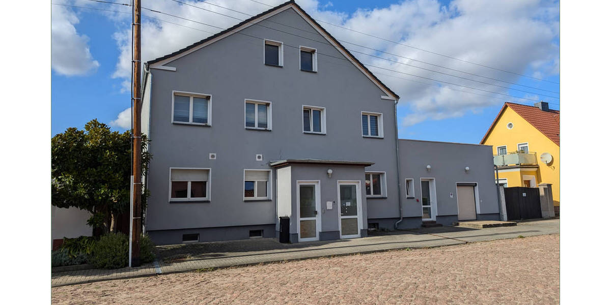 Gewerbeimmobilie mit Lager- und Büroflächen in Edderitz zimmer