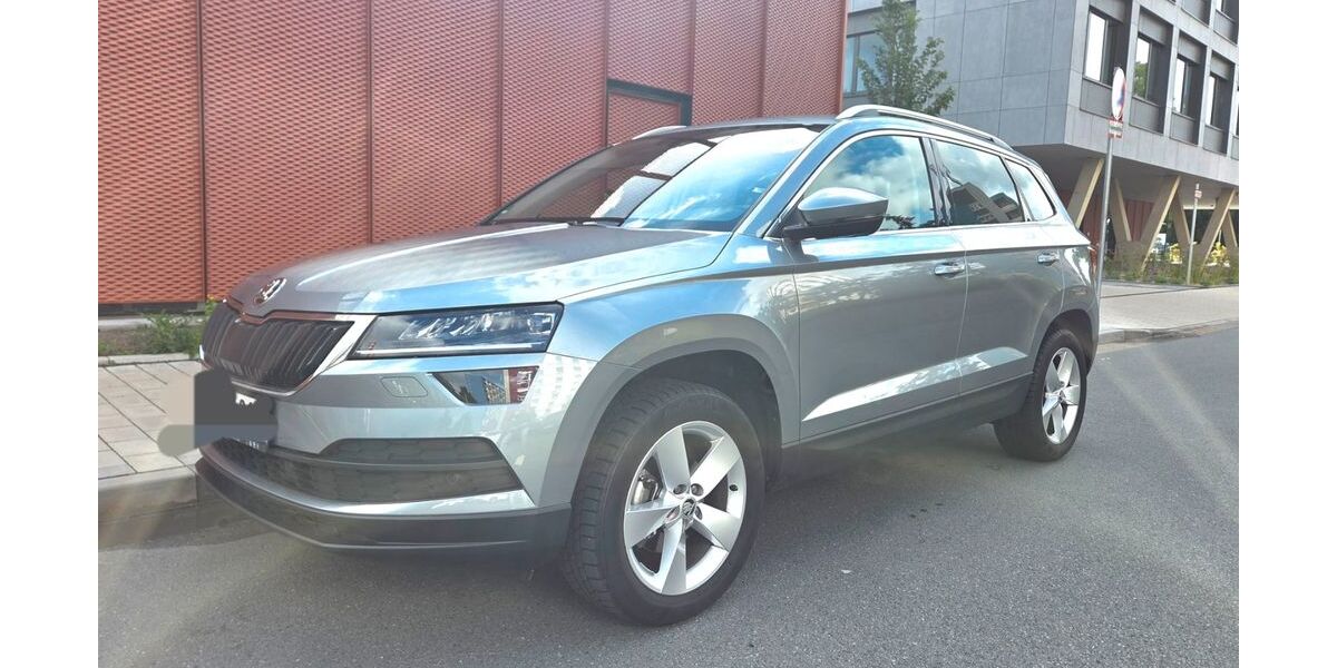 Skoda Karoq 37.500 km 22.400 &euro; Frankfurt am Main 60325