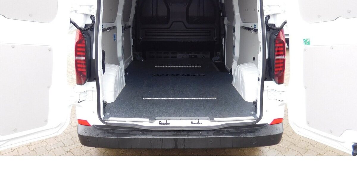 VW T7 Transporter 2.0 Lang TDI 3Sitze Navi Klima 39.100 km 30.690 &euro; Vordorf 38533