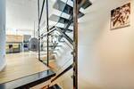 Individuelles und modernisiertes Architektenhaus mit Einlieger- oder Bürobereich