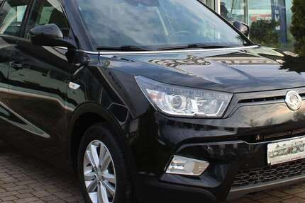 SsangYong Tivoli 52.490 km 12.099 &euro; Uebigau-Wahrenbrück 04938