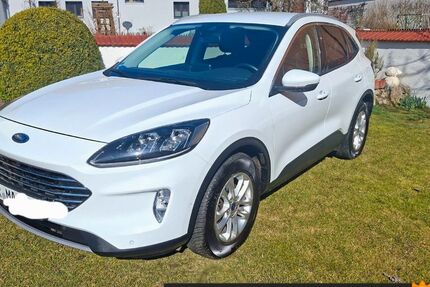 Ford Kuga 53.500 km 20.400 &euro; Pfatter 93102