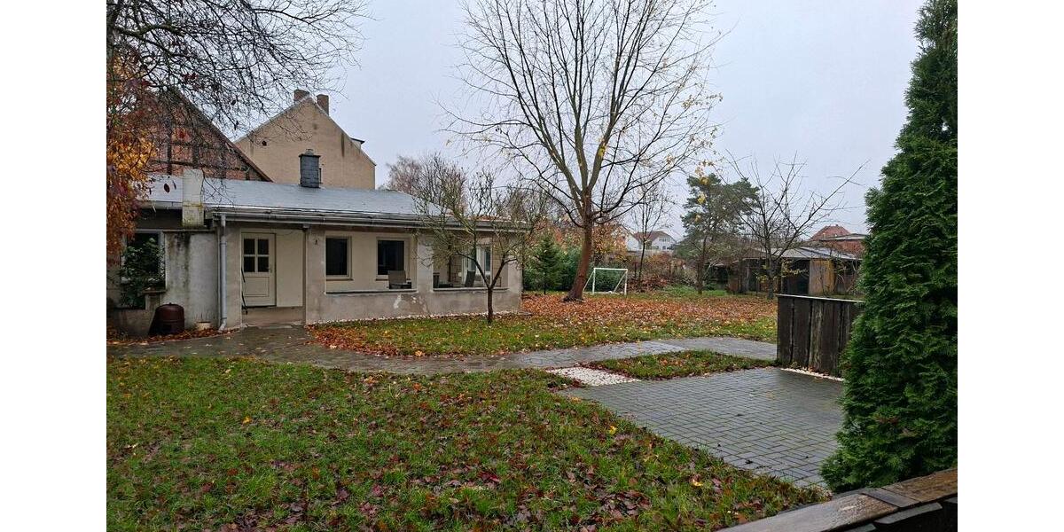 Erdgeschoßwohnung Oebisfelde-Weferlingen Weferlingen - 5 Zimmer, 135 m&sup2;, 265.000&euro; | Angebot:23712365