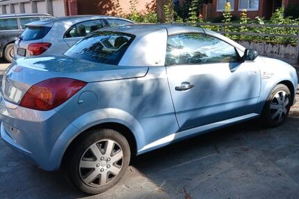 Opel Tigra 200.000 km 800 € Neumünster 24539