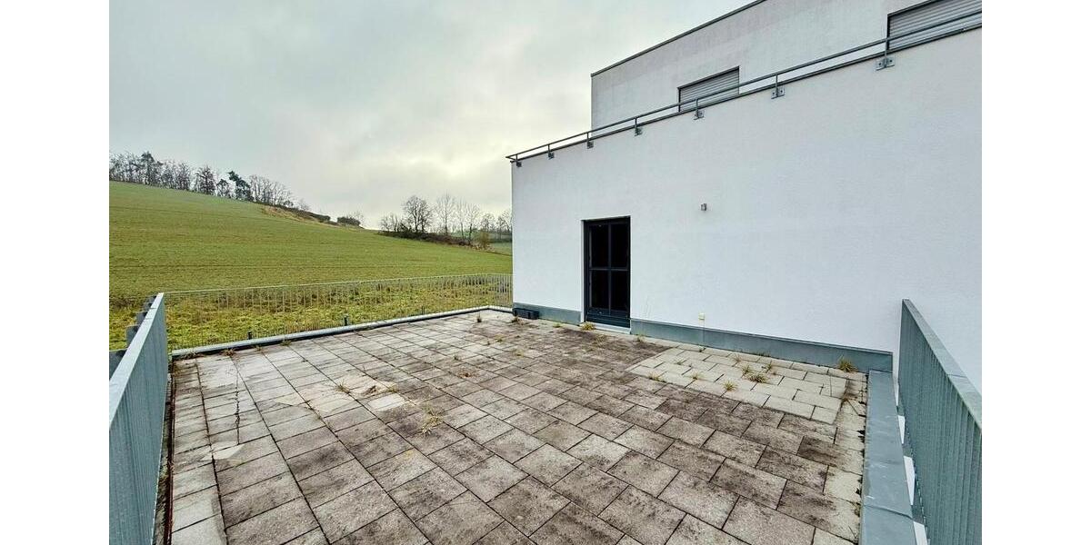 Etagenwohnung Regenstauf - 3 Zimmer, 145 m&sup2;, 1.650&euro; | Angebot:24560762