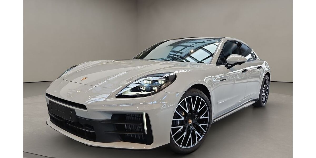 Porsche Panamera 8.000 km 139.800 &euro; Aachen 52068
