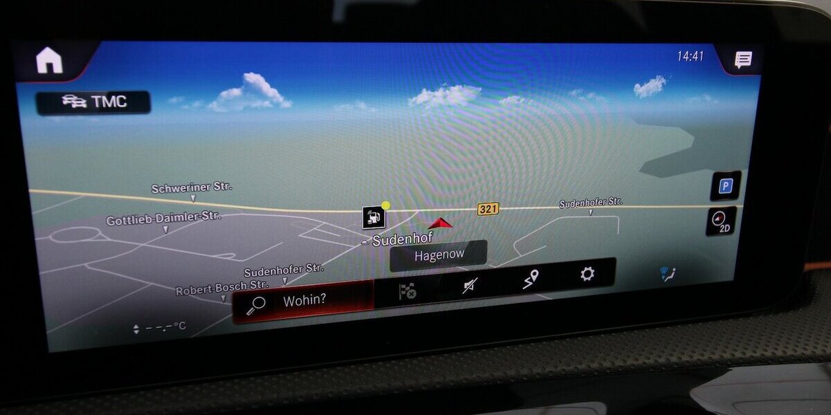 Mercedes-Benz A 180 Limousine AMG Line NAVI+LED+ALU18+TEMPOMAT 49.369 km 22.500 &euro; Hagenow 19230