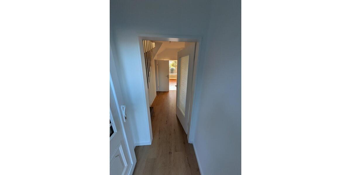 Schönes Reihenmittelhaus ca. 90 m², 4 Zimmer, Garten, Keller etc. 4 zimmer