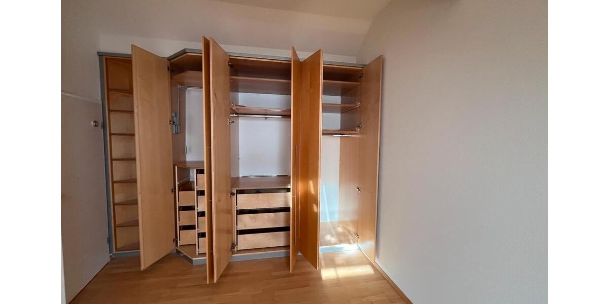 Dachgeschoßwohnung Linkenheim-Hochstetten Hochstetten - 3 Zimmer, 87 m&sup2;, 275.000&euro; | Angebot:23792960