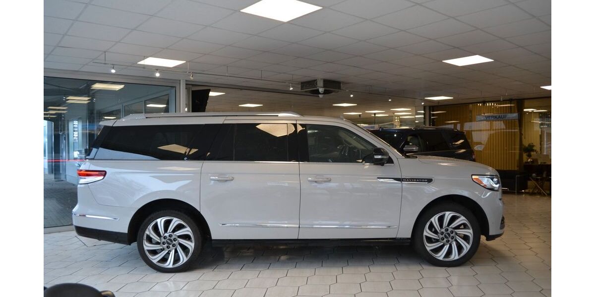 Lincoln Navigator 24.500 km 68.900 &euro; Barmstedt 25355