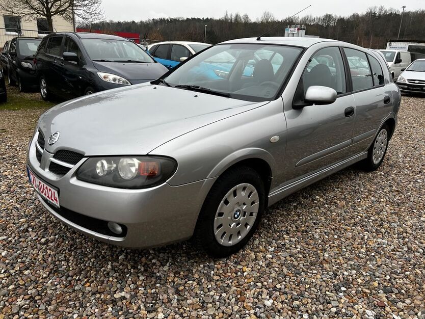 Nissan Almera 122.000 km 2.750 € Buxtehude 21614