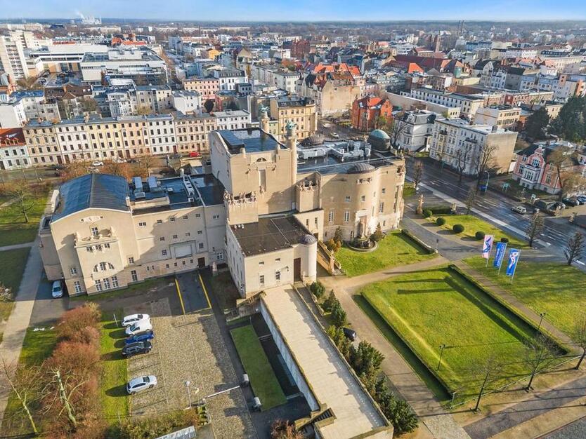 Zentrale Parkplätze in Cottbus (Schillerstraße) zu vermieten – 10