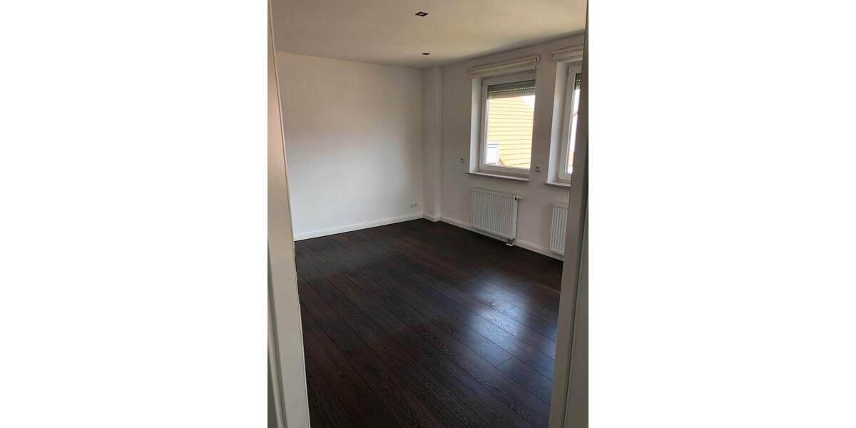 Etagenwohnung Vordorf - 3 Zimmer, 90 m&sup2;, 1.260&euro; | Angebot:26415850