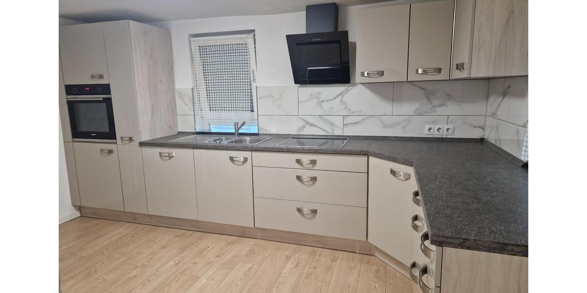 Doppelhaushälfte Brackenheim - 4 Zimmer, 148 m&sup2;, 330.000&euro; | Angebot:27110629