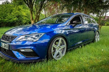 Seat Leon 127.000 km 14.999 &euro; Tespe 21395