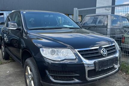 VW Touareg 221.621 km 3.299 &euro; weingarten 88250