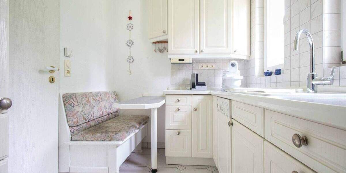 Gehoben und gepflegt: 7-Zi.-EFH mit ELW und Garten, Garage und 2 Freistellplätzen in Neubrandenburg 7 zimmer