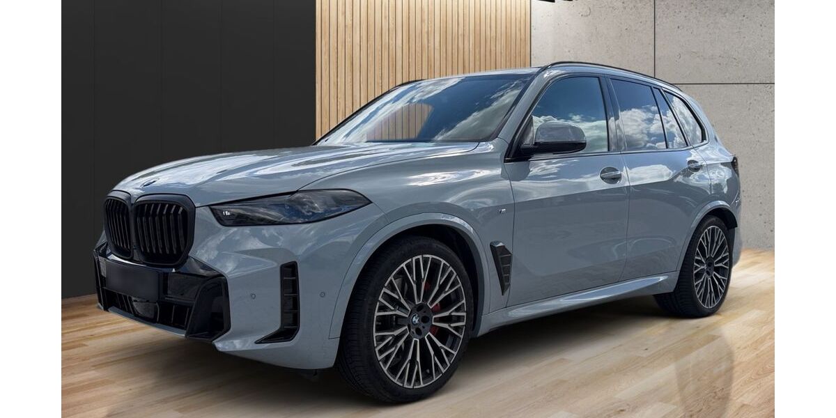 BMW X5 4.890 km 107.490 &euro; Tirschenreuth 95643