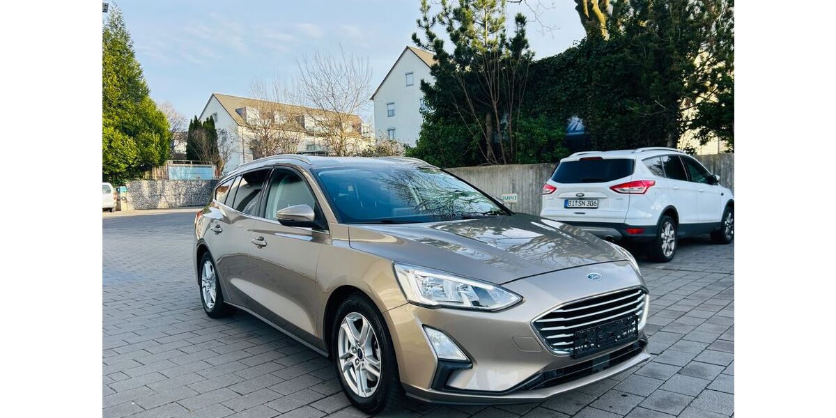 Ford Focus 103.000 km 12.900 &euro; Bielefeld 33647