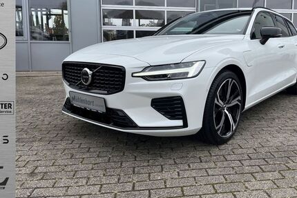 Volvo V60 2.500 km 64.900 € Schwerin 19057