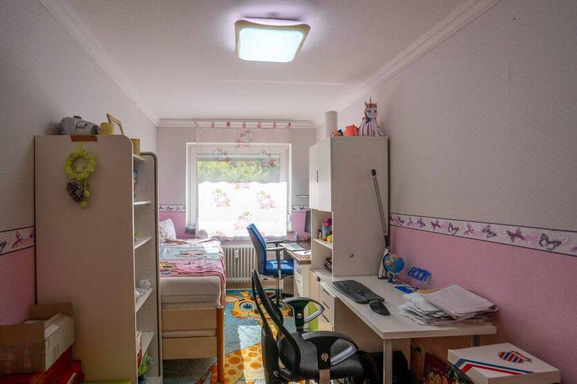 Helle 4-Zimmer-Wohnung mit ca. 104 m², sonnigem Balkon und großzügiger Raumaufteilung
