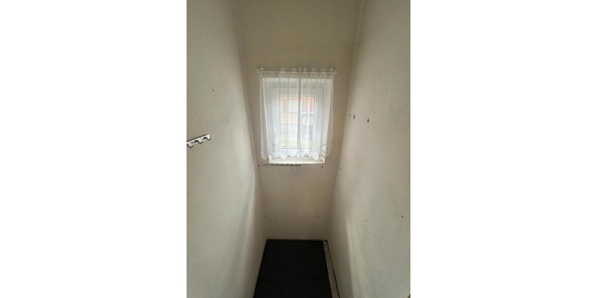 Doppelhaushälfte Wilhelmshaven Fedderwardergroden - 6 Zimmer, 175 m&sup2;, 229.000&euro; | Angebot:27236003