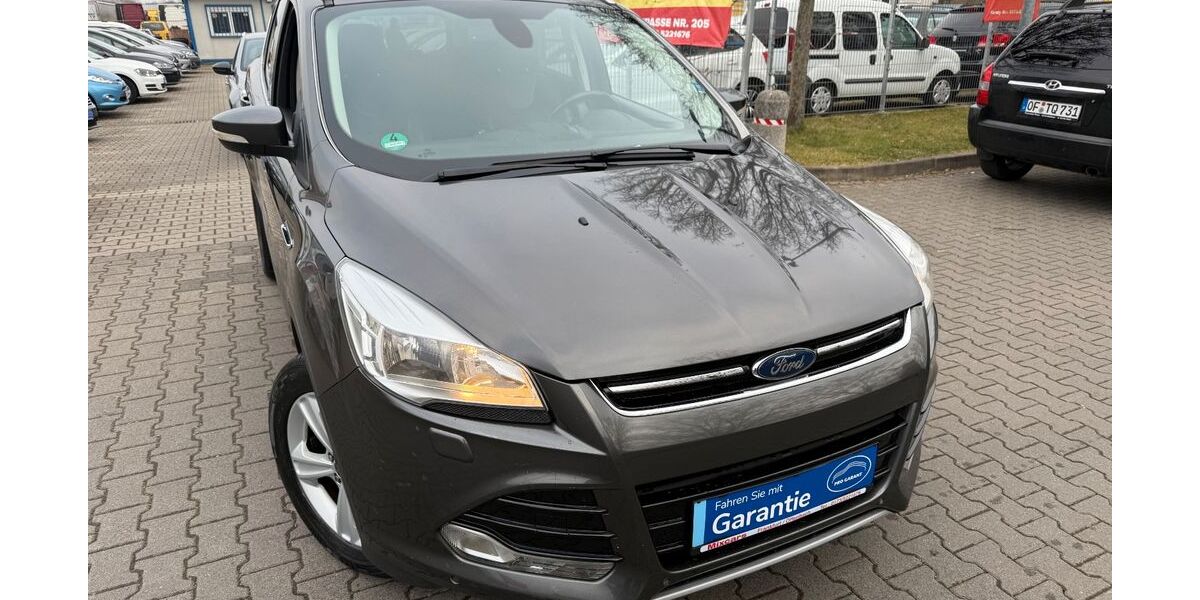 Ford Kuga 164.851 km 9.299 &euro; Offenbach 63071