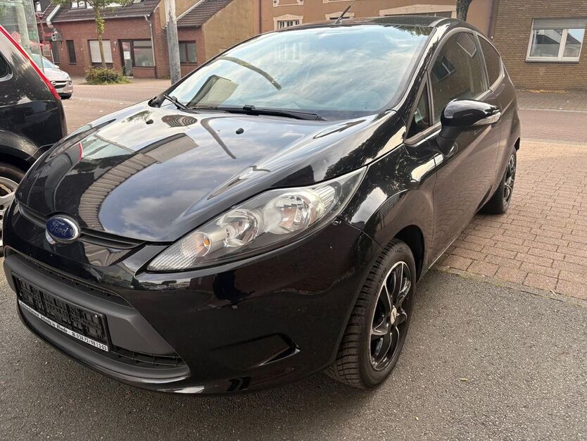 Ford Fiesta 90.200 km 3.700 € Reken 48734