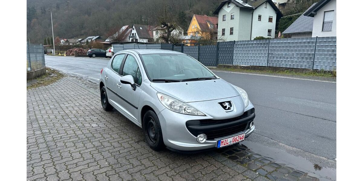 Peugeot 207 76.000 km 3.750 &euro; Breitendiel/Miltenberg 63897