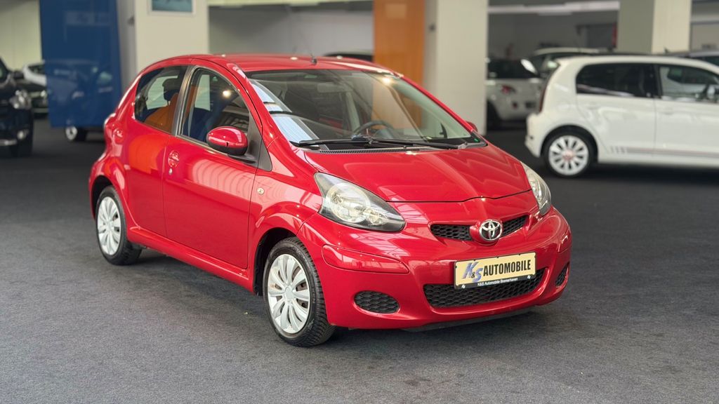 Toyota Aygo (X) 88.450 km 4.999 &euro; Bremerhaven 27568