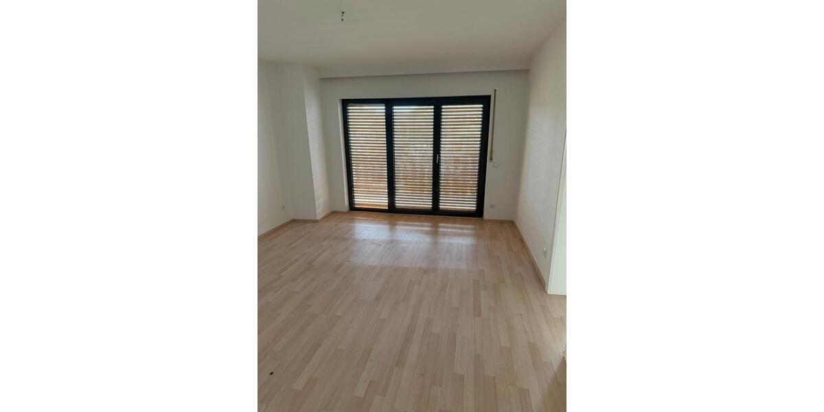 Etagenwohnung Pohlheim - 2 Zimmer, 85 m&sup2;, 1.050&euro; | Angebot:26337427