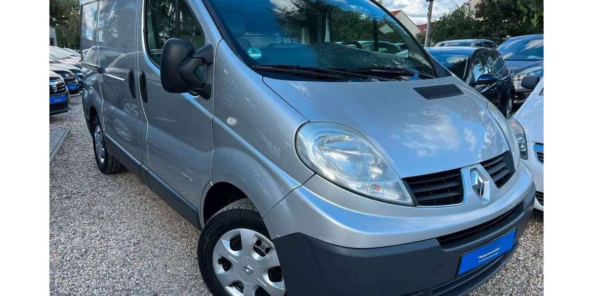 Renault Trafic 137.866 km 7.990 &euro; Berlin 13089