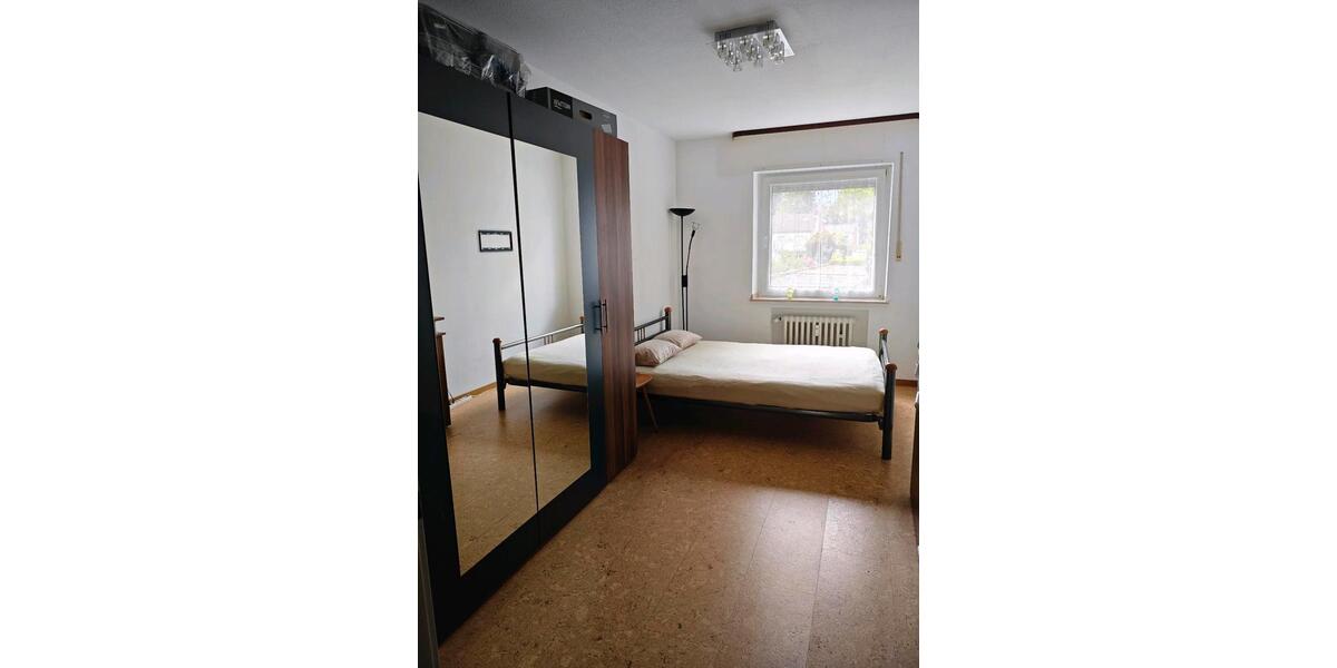 Etagenwohnung Mönchengladbach Süd - 3 Zimmer, 70 m&sup2;, 160.000&euro; | Angebot:26588526