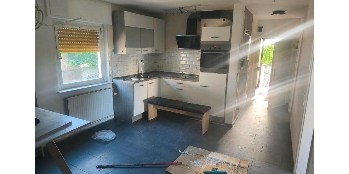 Etagenwohnung Lampertheim - 4 Zimmer, 100 m&sup2;, 1.500&euro; | Angebot:26671595