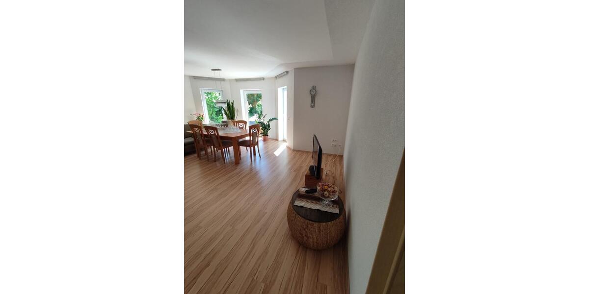 Wohnen im Grünen – Ruhe, Natur und moderner Wohnkomfort. zimmer