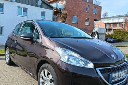 Peugeot 208 73.800 km 4.500 &euro; Hamburg 21029