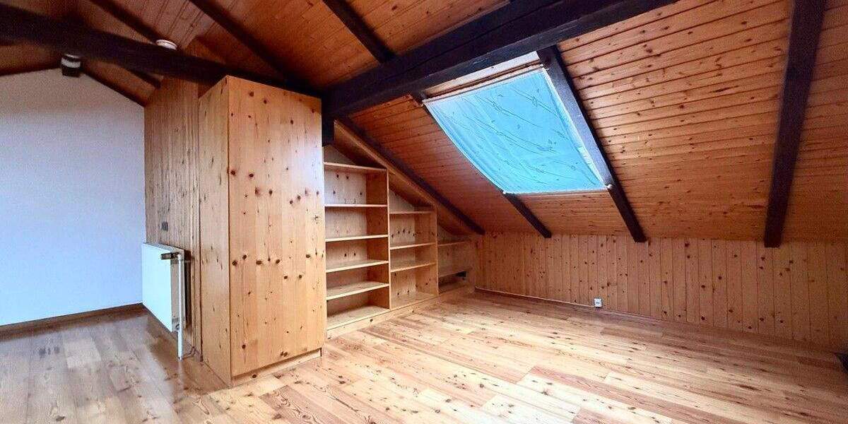 Einfamilienhaus Teublitz - 7 Zimmer, 163 m&sup2;, 1.250&euro; | Angebot:25051698