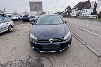 VW Golf 176.000 km 5.900 &euro; Hungen 35410