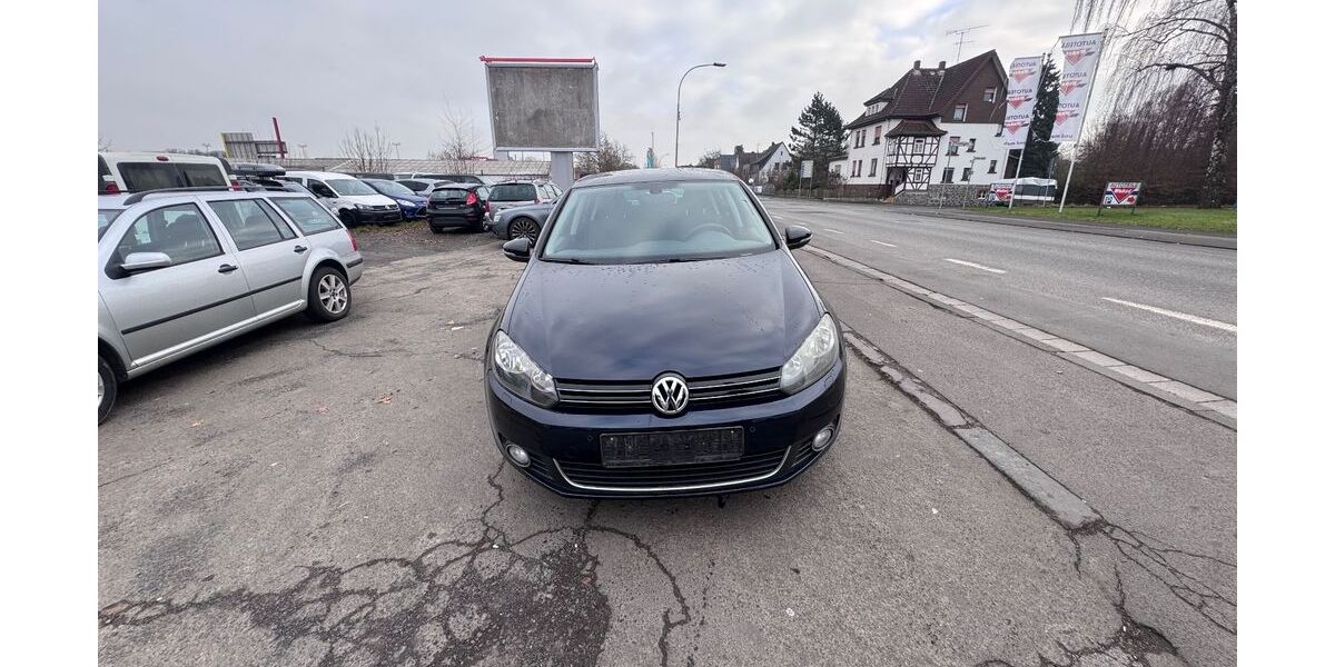 VW Golf 176.000 km 6.400 &euro; Hungen 35410